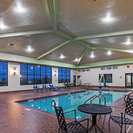 Holiday Inn Express & Suites Tulsa S Broken Arrow Hwy 51 By Ihg Exterior photo