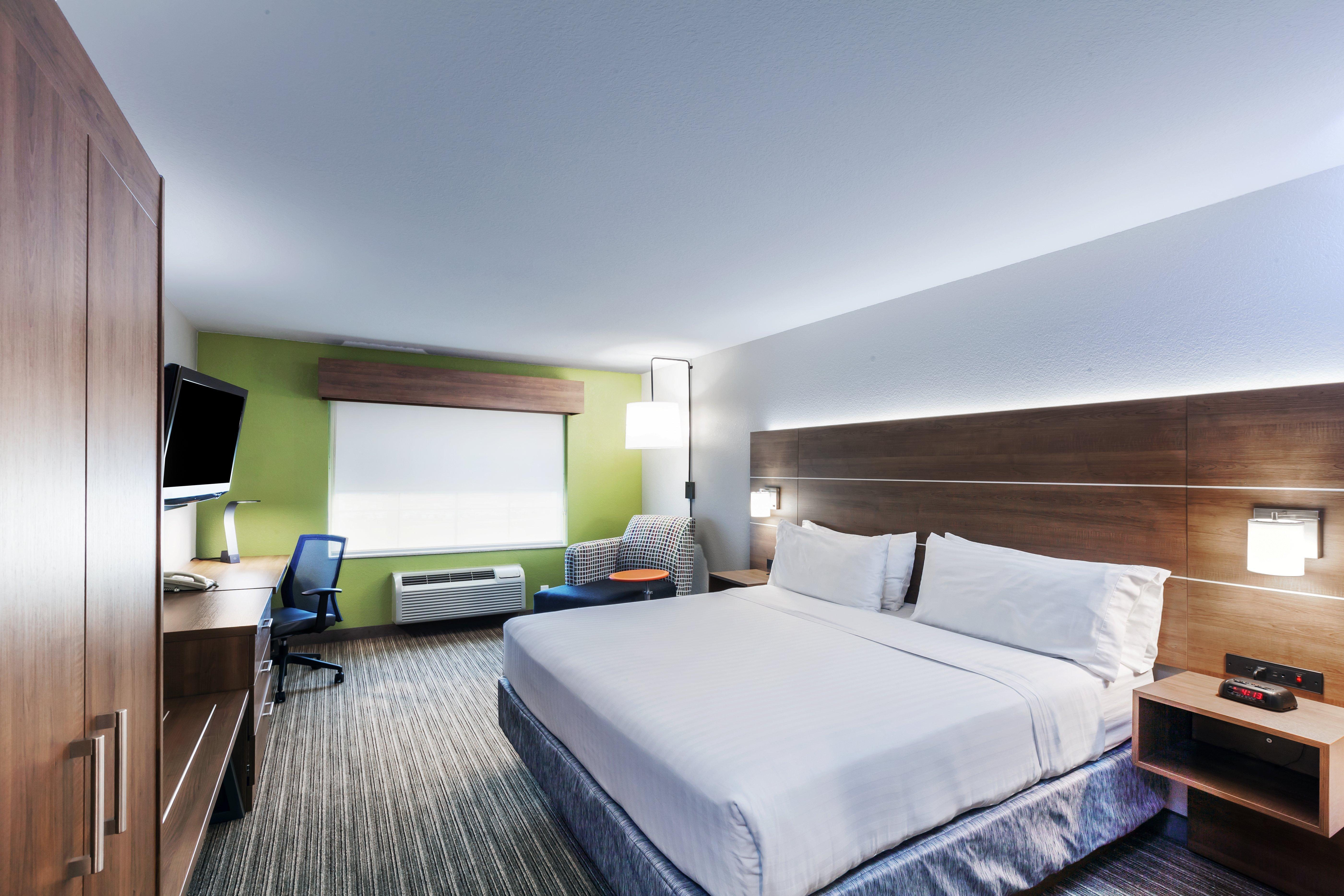 Holiday Inn Express & Suites Tulsa S Broken Arrow Hwy 51 By Ihg Exterior photo